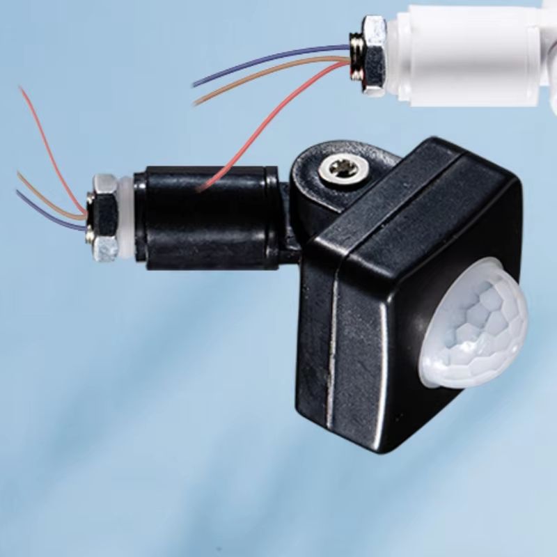 屋外用LEDランプ PIR人感センサー 180 °   回転 - Outdoor Lighting Timer Switch のレビューと価格